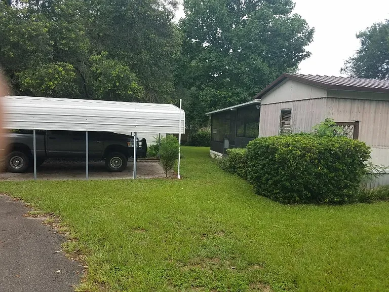 311 Merritt Ln — Photo 11