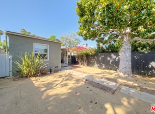2047 Walgrove Ave, Los Angeles, CA 90066