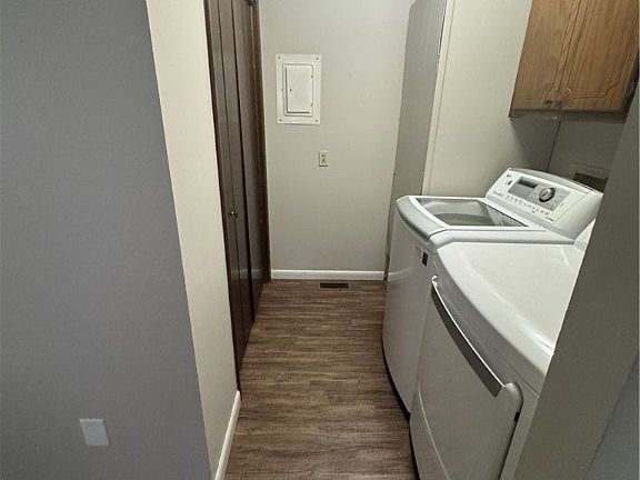 5th image of 605 E Franklin St #605 & 607