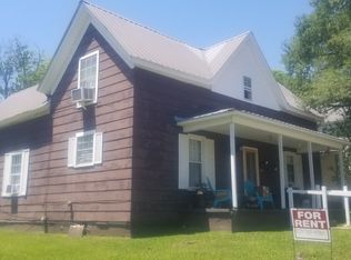 706 Washington Ave APT 4, Etowah, TN 37331