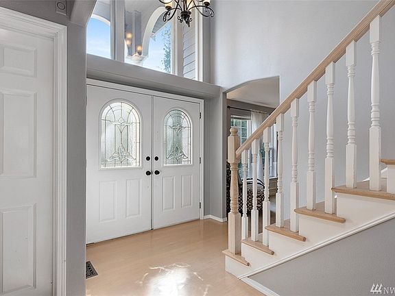 4th image of 8025 147th St NW