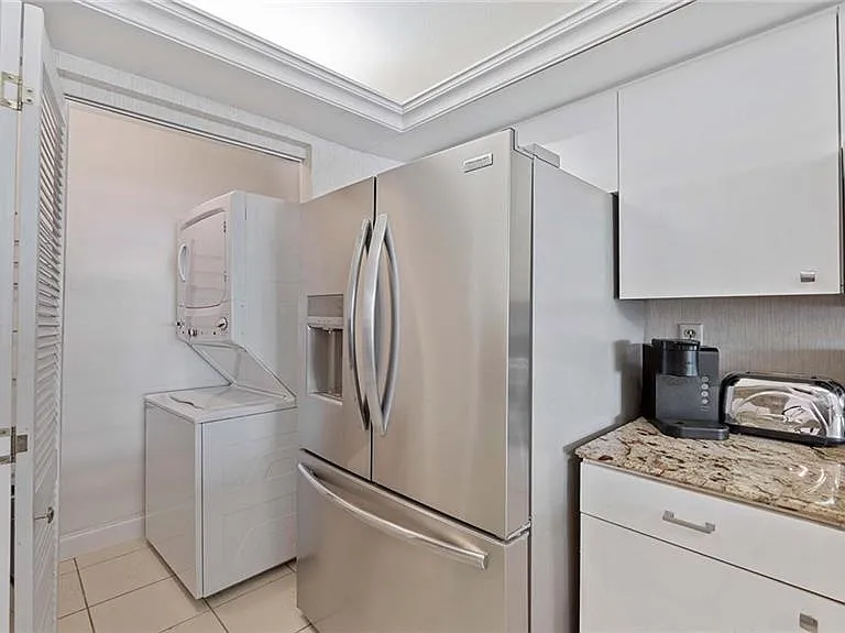 601 Seaview Ct #C106 — Photo 10