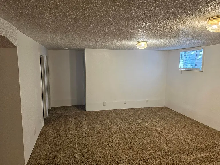 1403 Frontier St — Photo 13