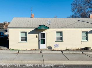 801 W Fremont Ave #1/2-W, Selah, WA 98942