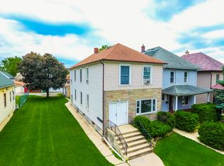 2263 Collins St, Blue Island, IL 60406