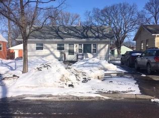 1625 12th St N, Fargo, ND 58102
