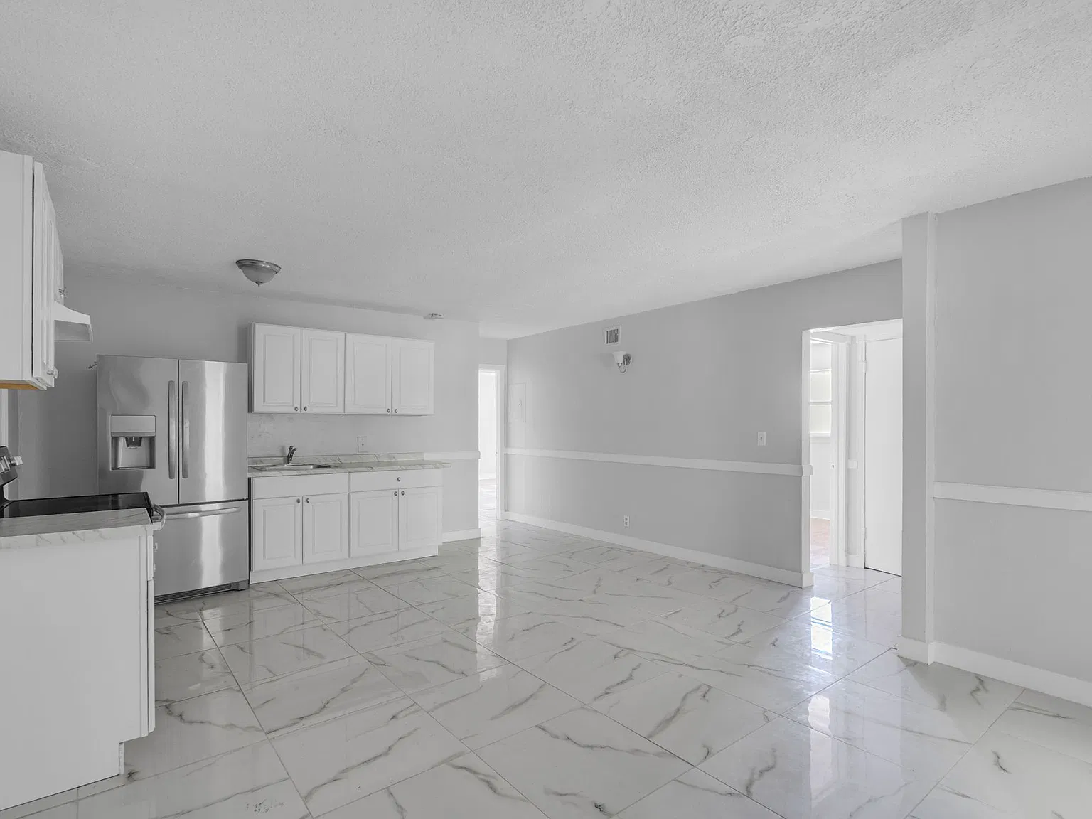 624 SW 16th Ave — Photo 3