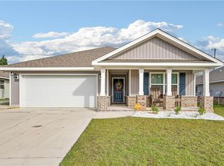 6134 Stream Bank Dr, Theodore, AL 36582