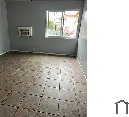 2429 Griffin Ave #8 — Photo 4