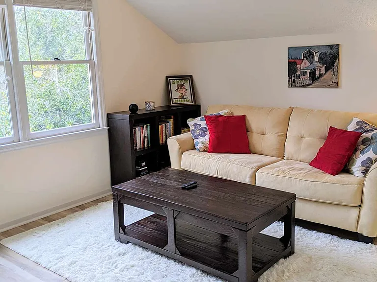 6415 Strawfield Dr — Photo 17