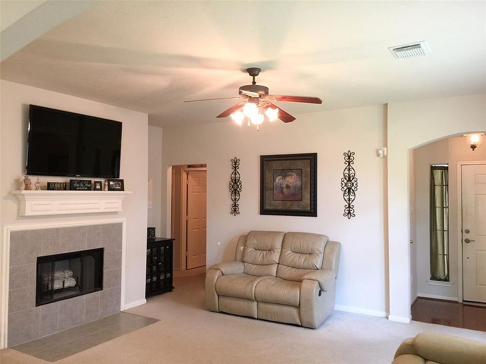 1st image of 3811 Carters Lake Dr