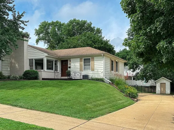 1085 Wood St, Dubuque, IA 52001
