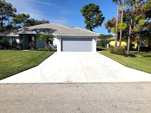 4th image of 214 Mariner Ln