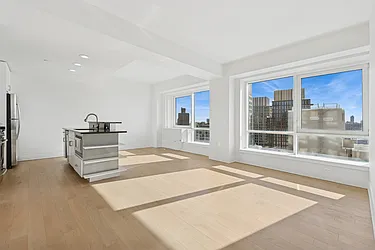 440 Kent Avenue, #18F