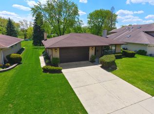 3305 Central Rd, Rolling Meadows, IL 60008