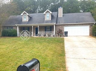 220 Oak Hill Dr, Covington, GA
