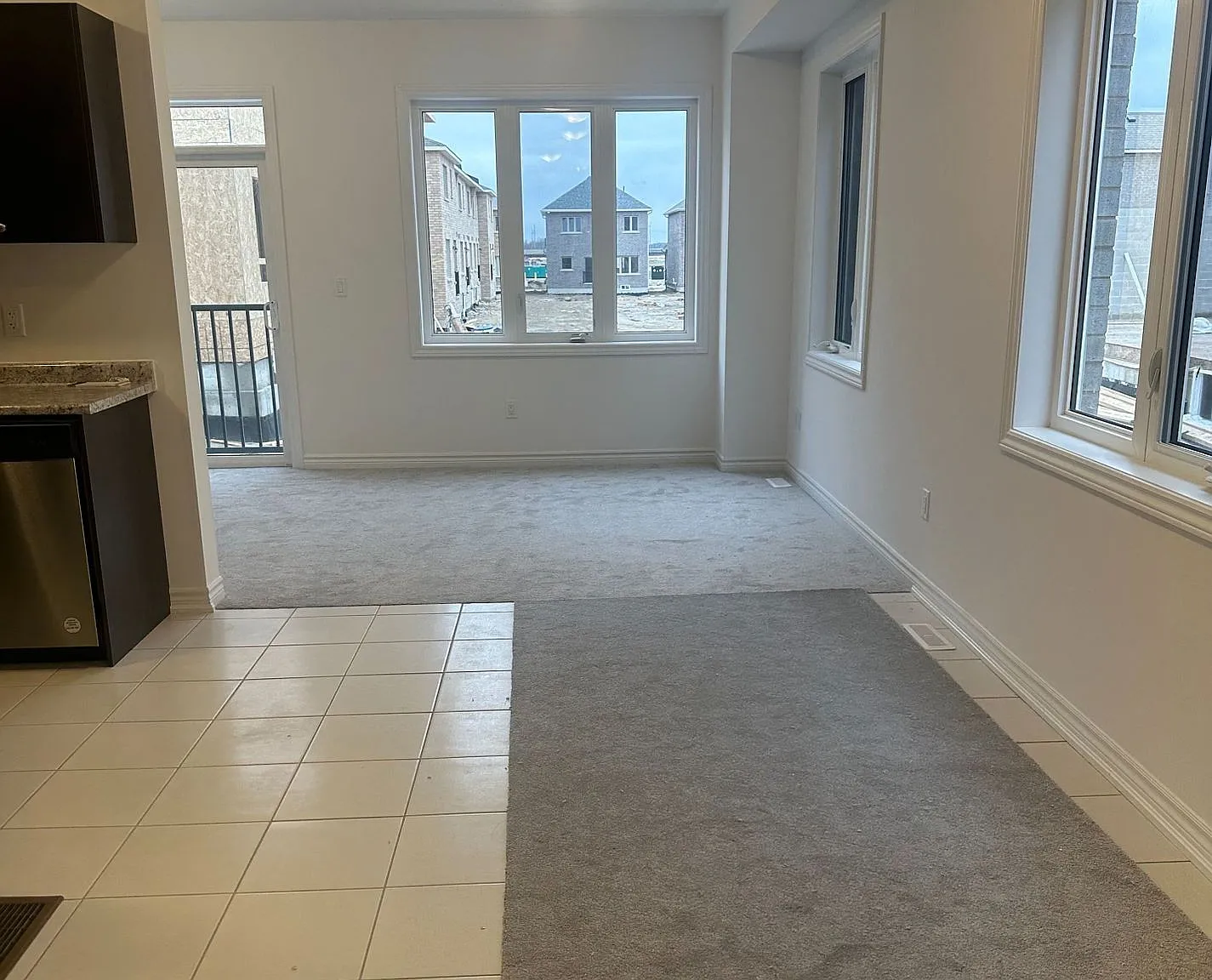 3 bed, $2,249 — Photo 4