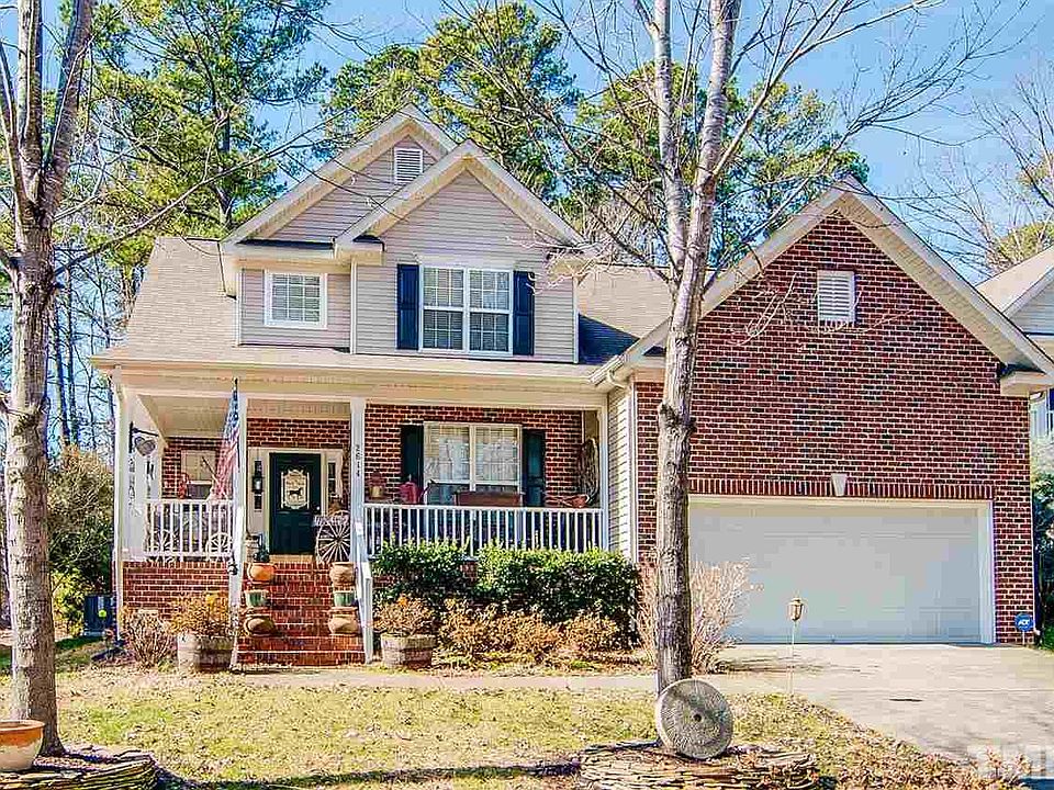 1st image of 2614 Oleander Dr