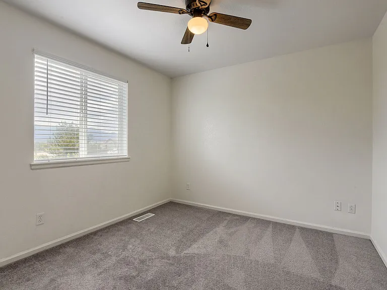 8102 Silver Glen Dr — Photo 7