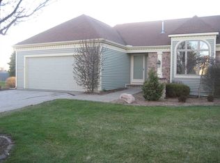 5634 Firethorne Dr, Bay City, MI
