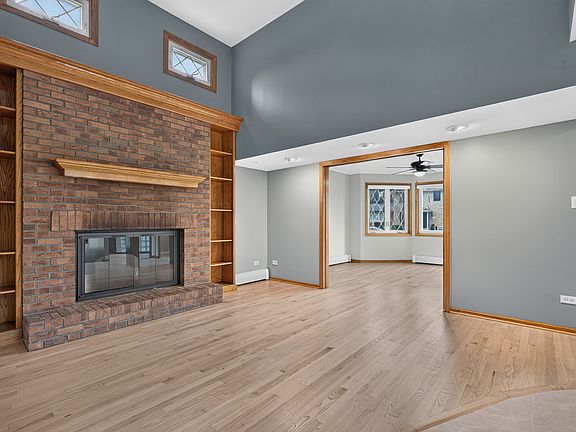 3rd image of 6013 N Emerson St