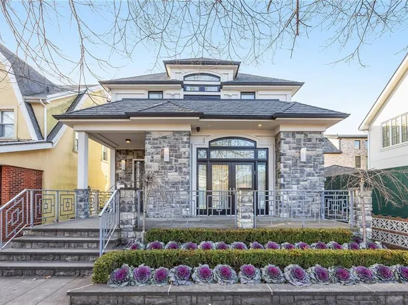 1814 E 28th St, Brooklyn, NY 11229