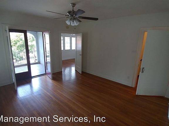 2nd image of 892 1/2 N La Fayette Park Pl