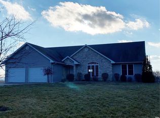 58971 Walnut Pl, New London, MO 63459