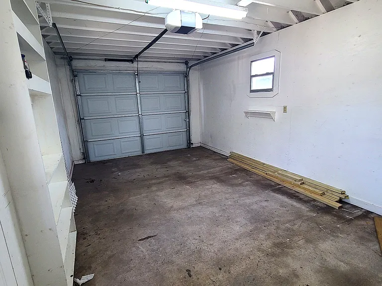Detached Garage