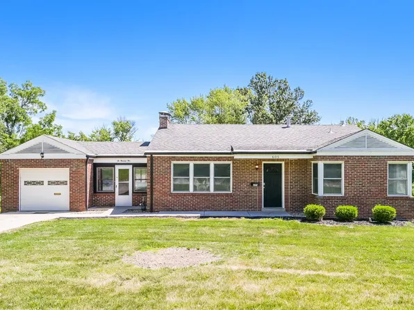 605 Plantmore Dr, Saint Louis, MO 63135