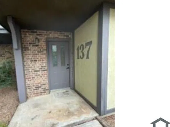 137 E Windsor Dr, Denton, TX 76209