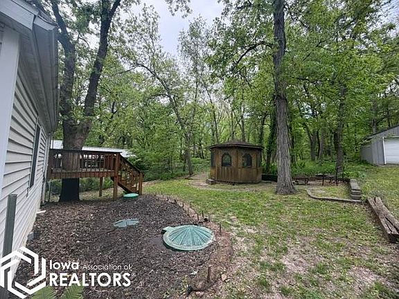 4th image of 6183 NE Lakeshore Dr