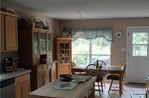 4th image of 2517 Shelby Ln