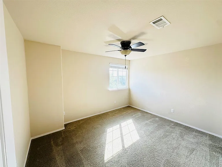 245 Verano Dr — Photo 18