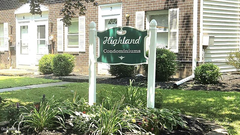 4th image of 38 Maxwell Drive