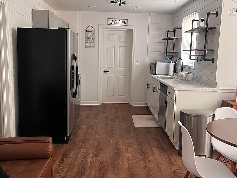 206 Churchill Cir — Photo 9