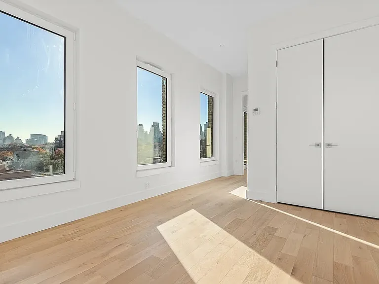 58 Vanderbilt Ave #8K — Photo 4