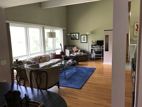 3rd image of 2766 Summit Ave
