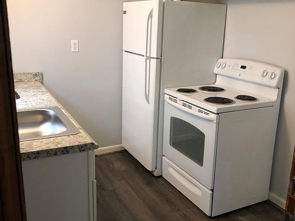 1st image of 75 Davis Ave APT 5