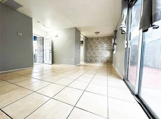 16770 San Bernardino Ave APT 18D, Fontana, CA 92335