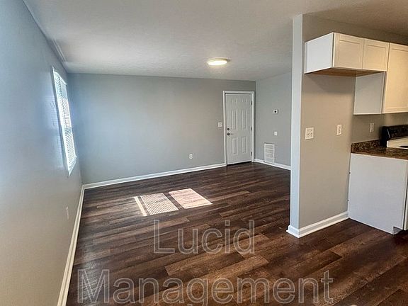 4th image of 3409 Shanks Ln APT 4