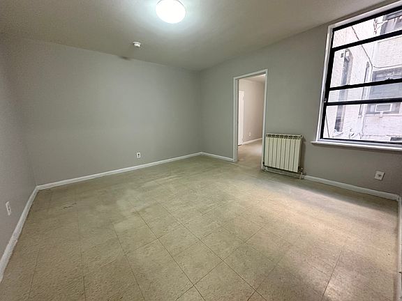 4th image of 437 61st St APT 4A