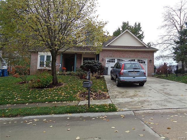 1st image of 415 Alderwood Ct