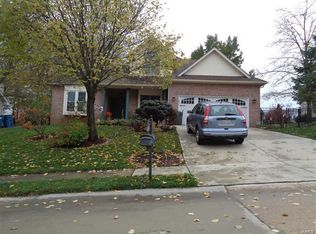 415 Alderwood Ct, Edwardsville, IL 62025