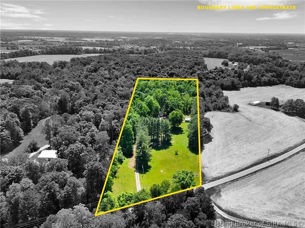 4318 Fox Road, Charlestown, IN 47111
