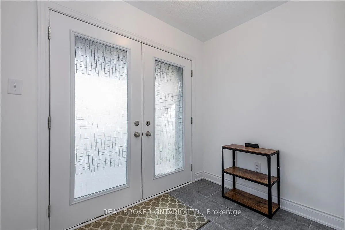 3 bed, $2,600 — Photo 4