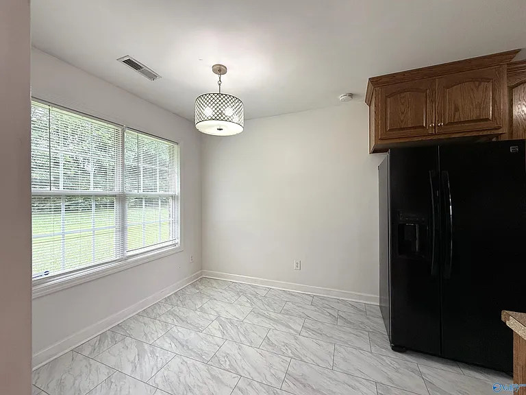 322 Eagle Ridge Dr — Photo 8