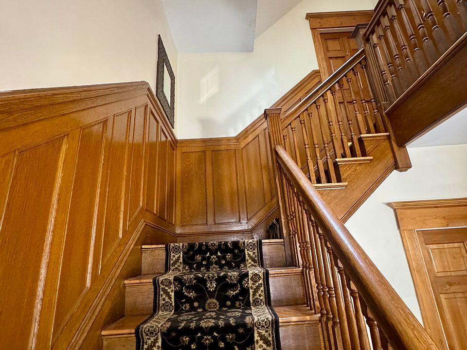 1st image of 191 Winthrop Rd APT 6