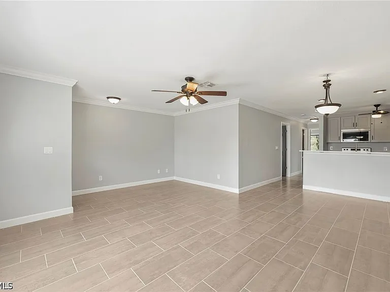 4346 Santa Barbara Blvd — Photo 7