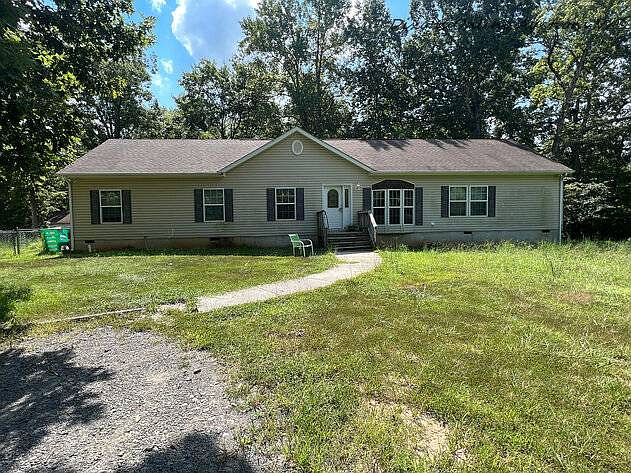 1st image of 6922 Countryside Ln